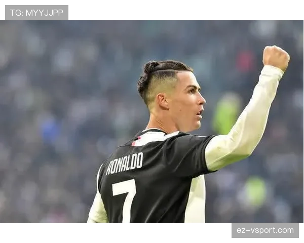 本泽马与伊布巅峰期进攻效率差异及其战术适配性解析